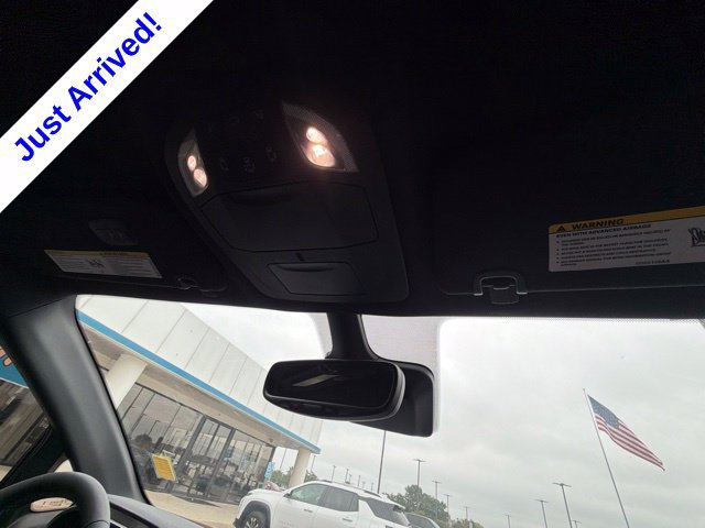 Used 2026 Chrysler Pacifica Select FWD image 21