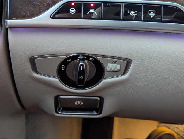 Used 2019 Mercedes-Benz S 560 Sedan image 16