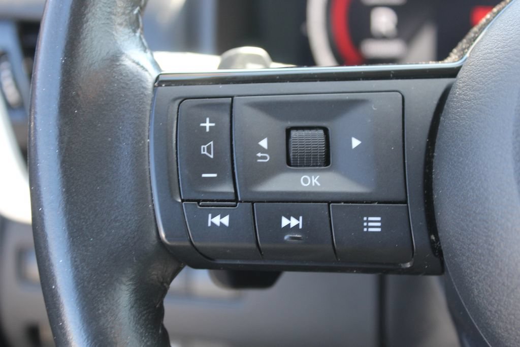 Used 2023 Nissan Rogue Platinum w/ Platinum Premium Package FWD image 29