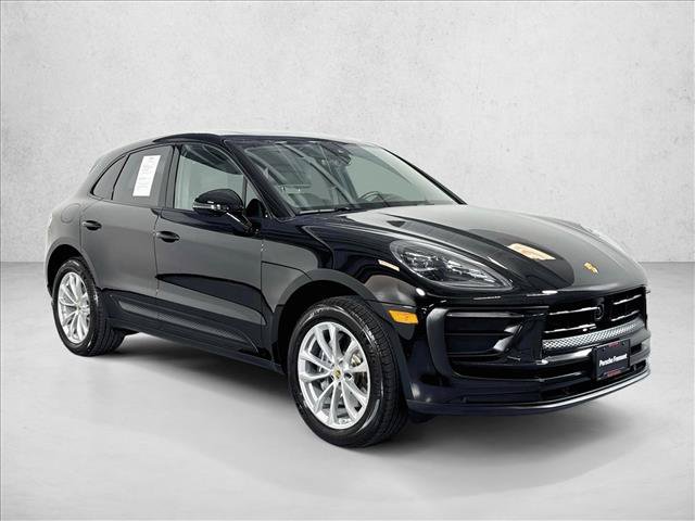 Certified 2026 Porsche Macan Turbo AWD/4WD image 7
