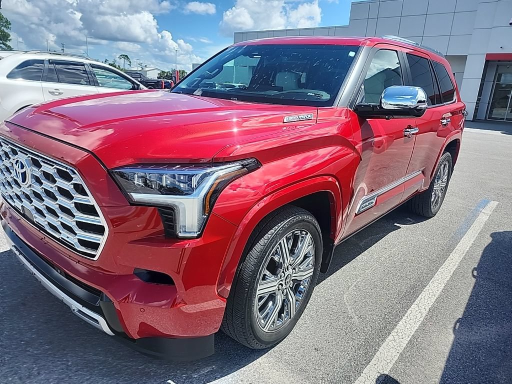 Used 2024 Toyota Sequoia Capstone AWD/4WD image 17