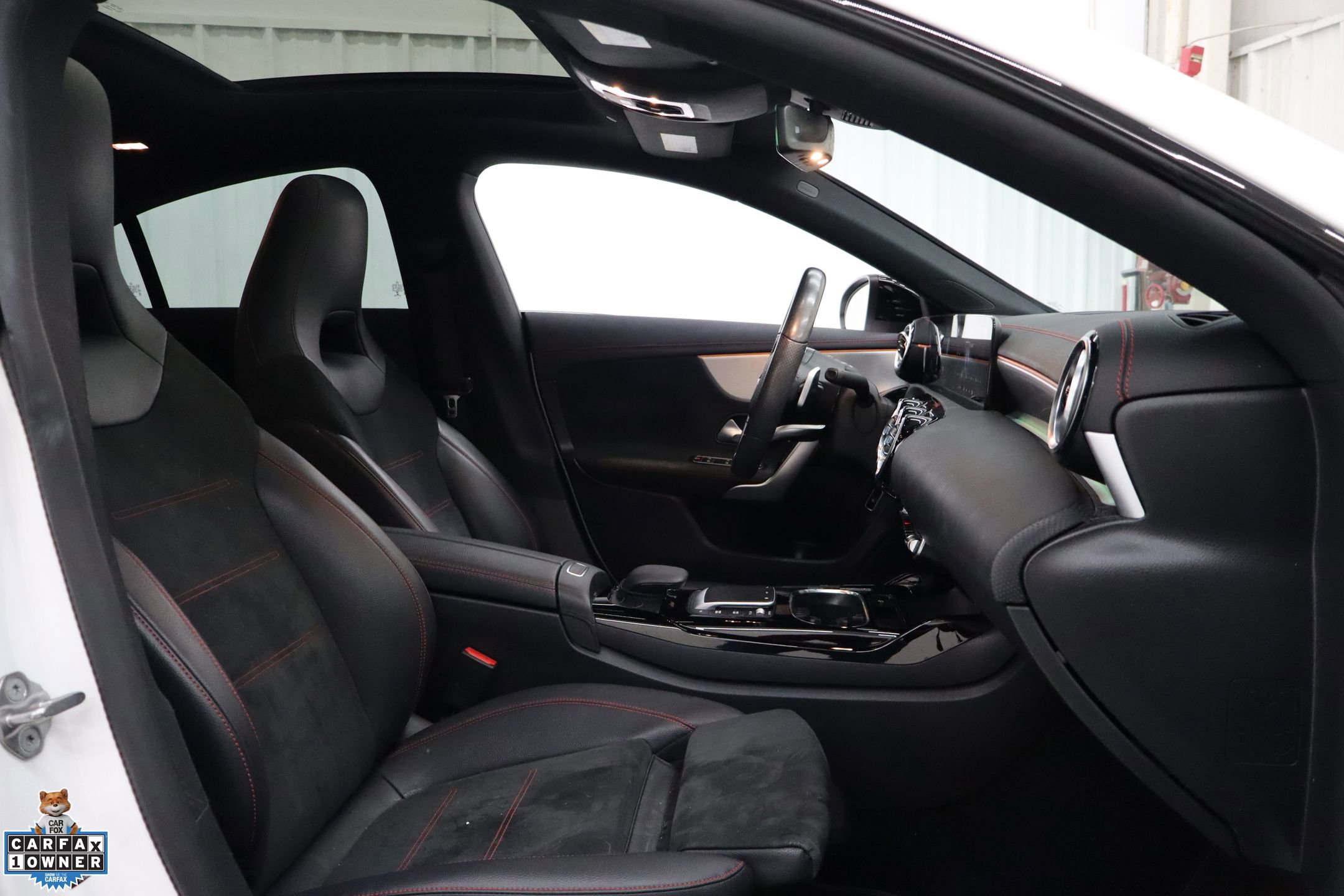 Used 2022 Mercedes-Benz CLA 35 AMG 4MATIC image 31