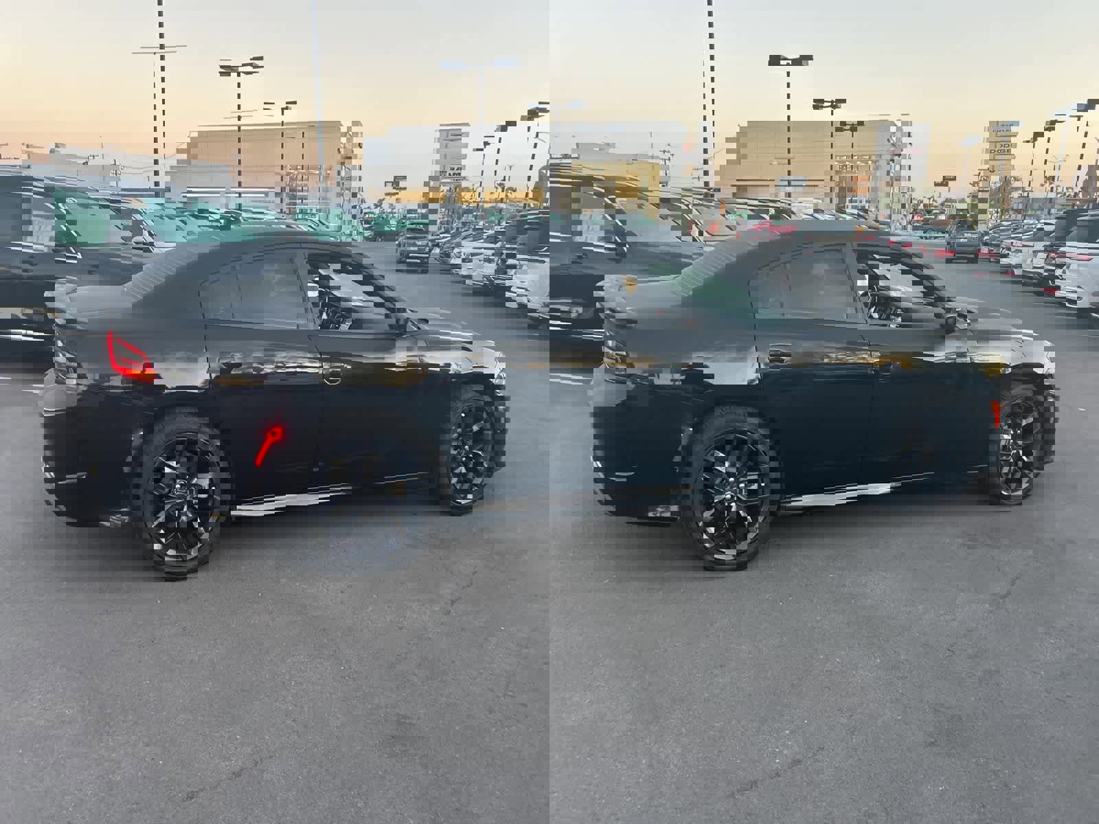 Used 2021 Dodge Charger GT w/ Driver Convenience Group image 9