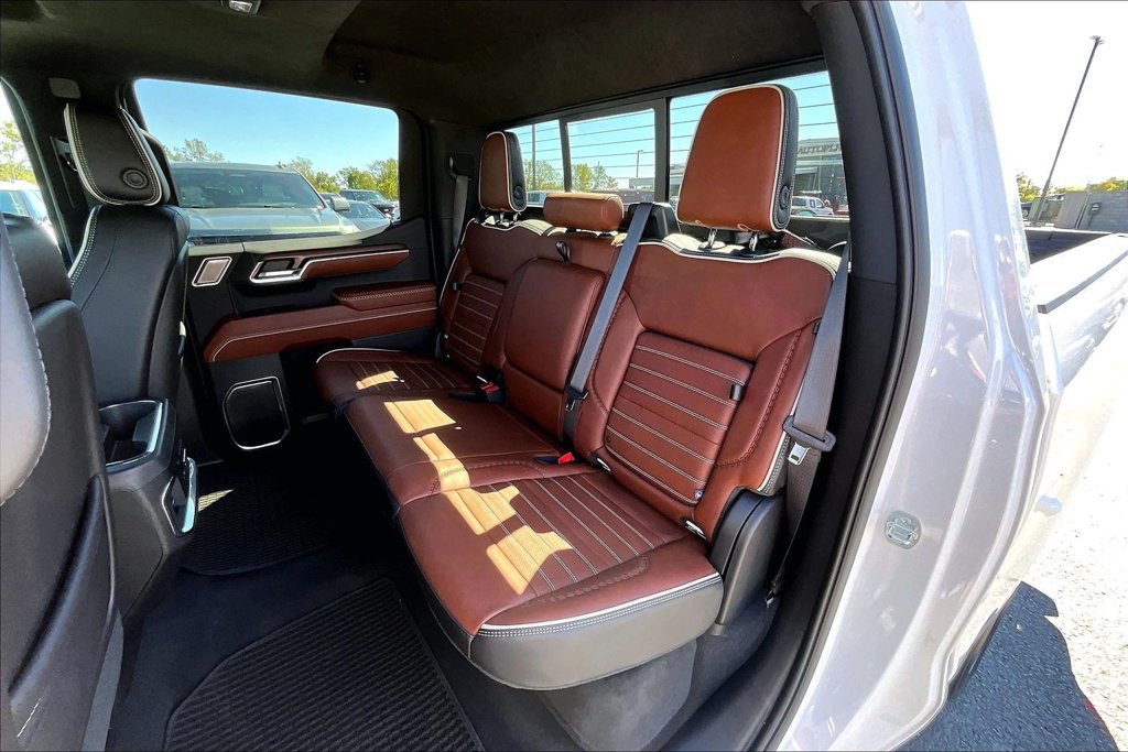 Used 2023 GMC Sierra 1500 Denali Ultimate AWD/4WD image 25