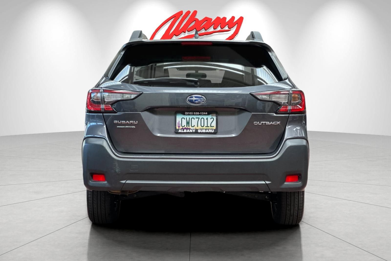 Used 2025 Subaru Outback Premium image 5