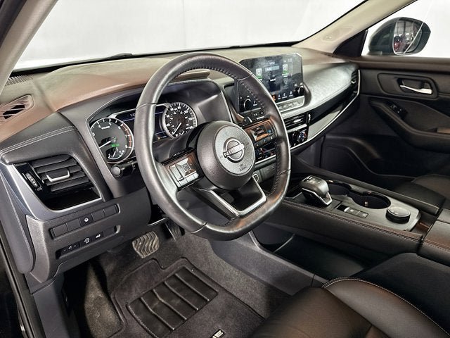 Certified 2023 Nissan Rogue SL w/ SL Premium Package AWD/4WD image 9