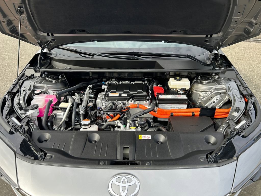 Used 2025 Toyota bZ4X FWD w/ Weather Package image 29