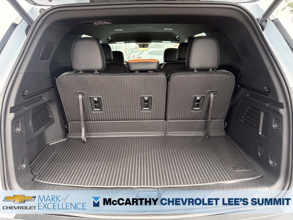 New 2027 Chevrolet Traverse Z71 w/ Enhanced Driving Package AWD/4WD image 13