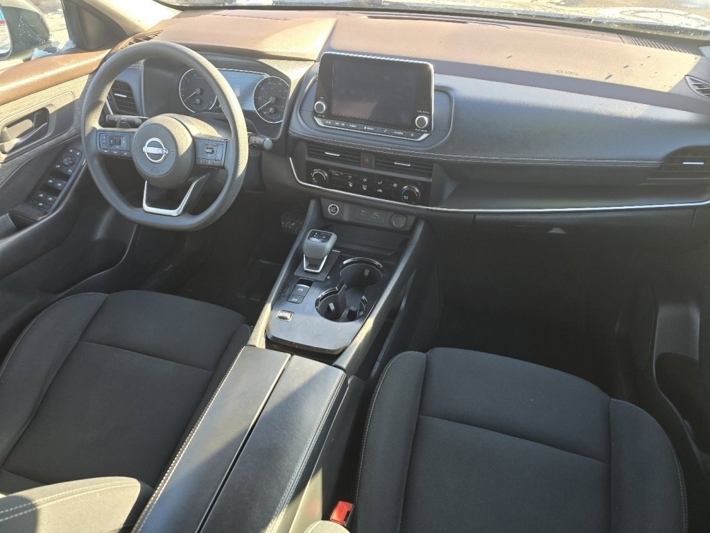 Used 2023 Nissan Rogue S image 18