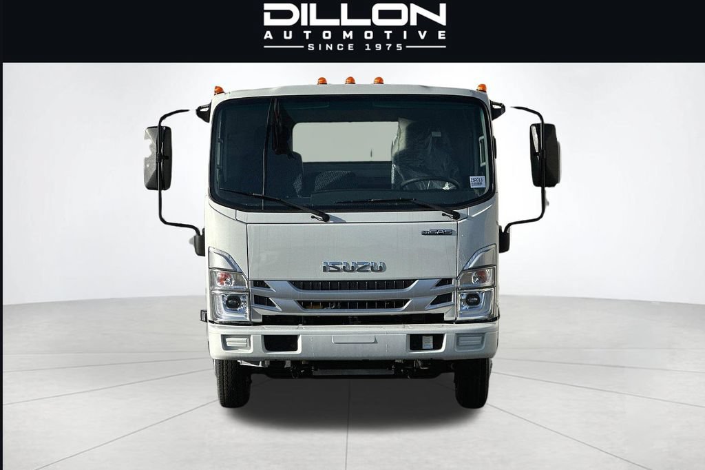 Used 2024 Isuzu NPR RWD image 6