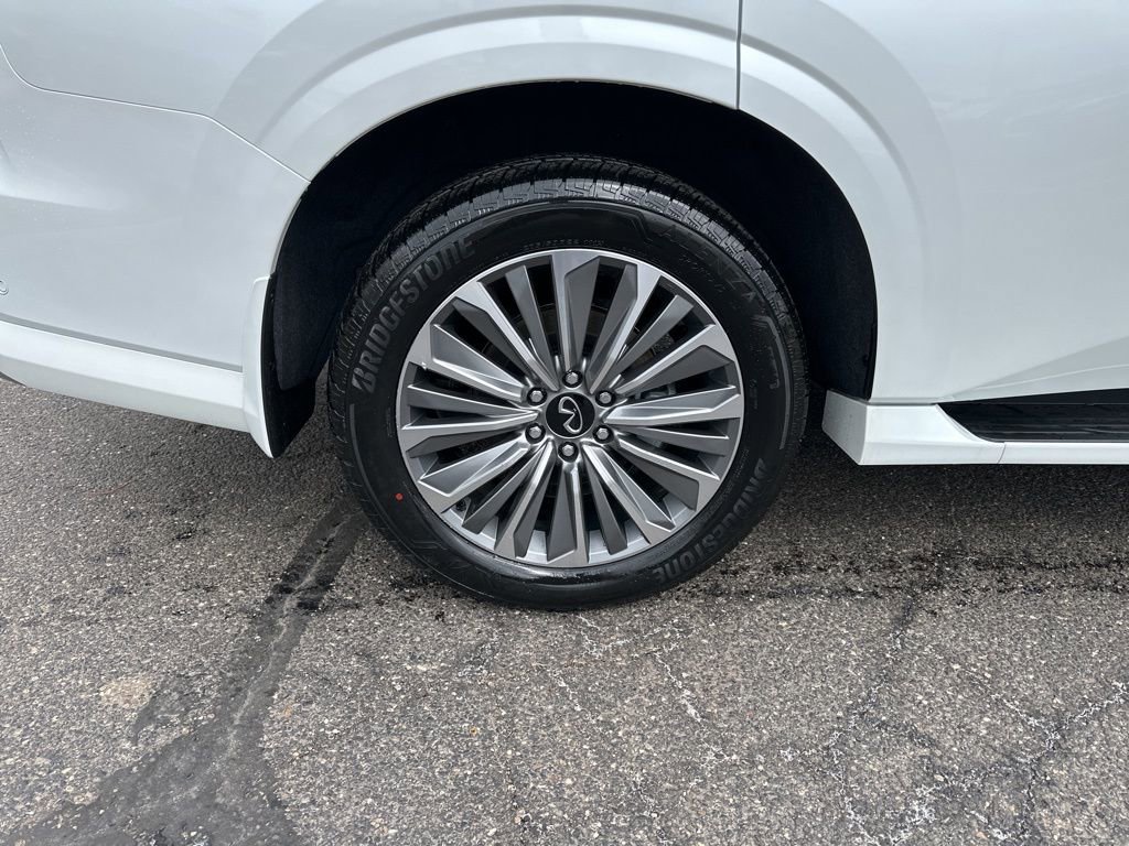 New 2026 INFINITI QX80 Luxe w/ Exterior Package image 11