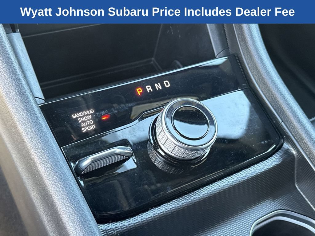 Used 2025 Jeep Grand Cherokee L Limited AWD/4WD image 17
