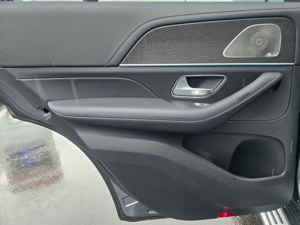 Used 2023 Mercedes-Benz GLE 350 4MATIC image 19