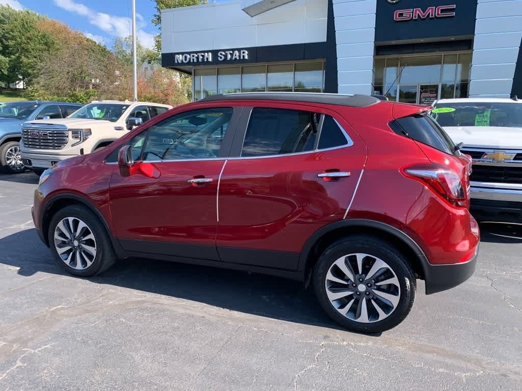 Certified 2022 Buick Encore Preferred AWD/4WD image 2
