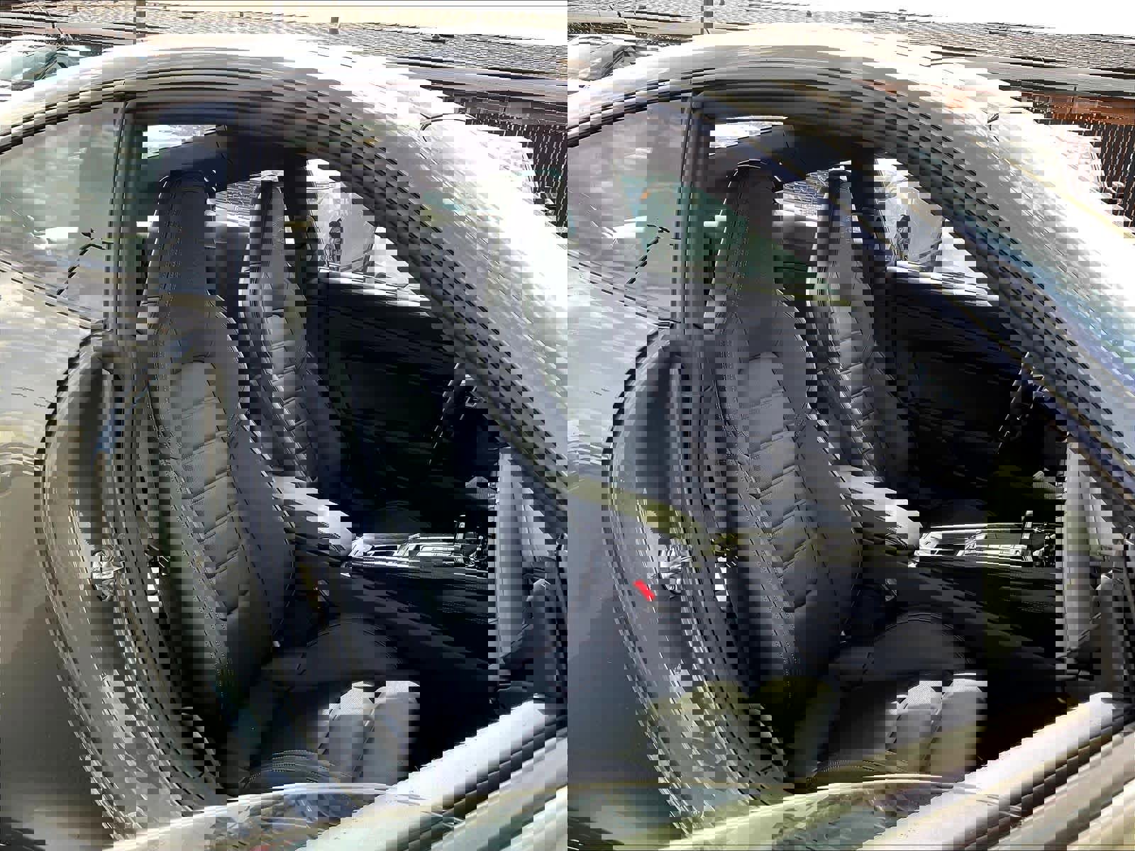 Used 2024 Porsche 911 Carrera 4S image 9