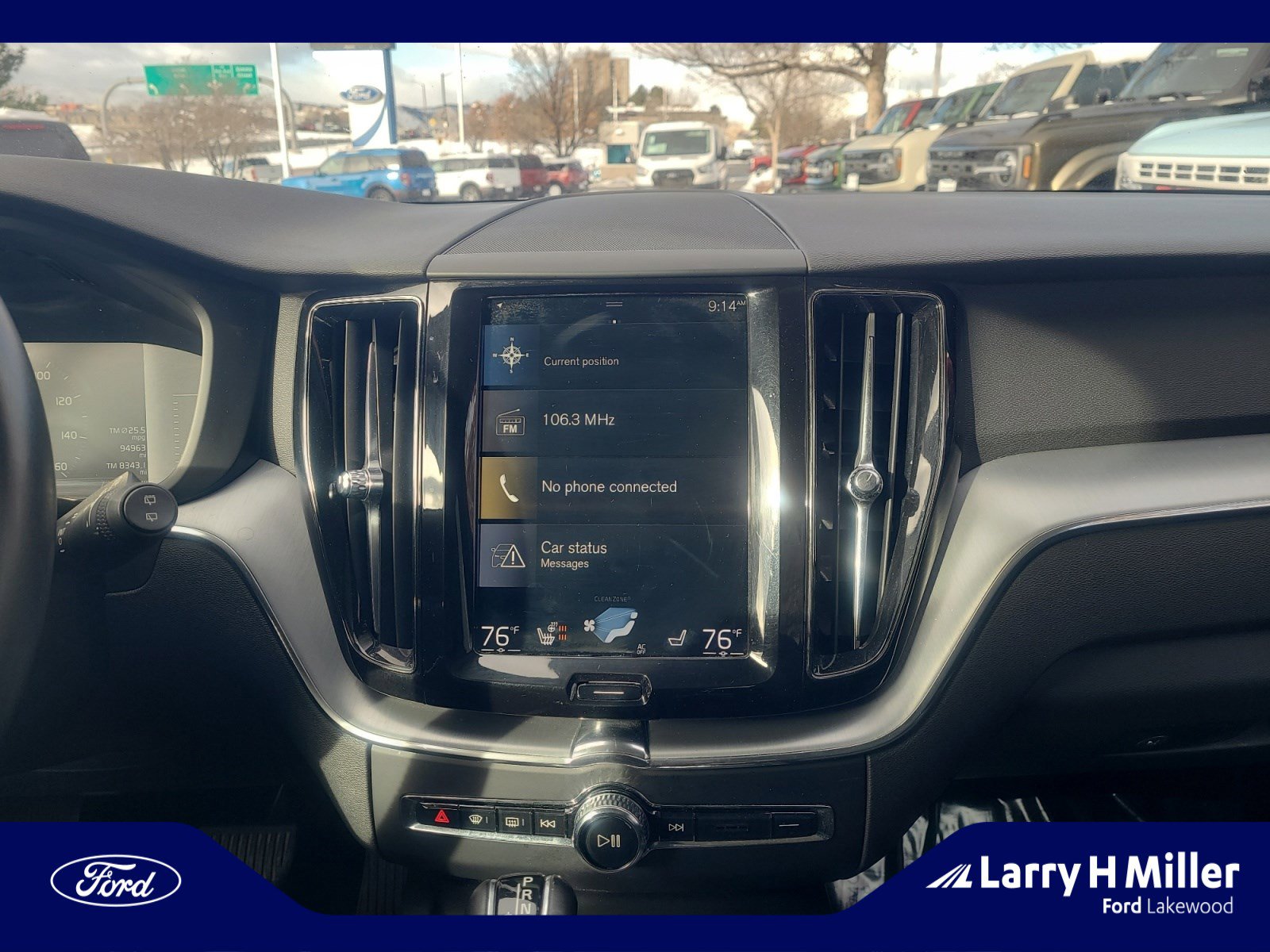 Used 2019 Volvo XC60 T5 Momentum w/ Premium Package image 12