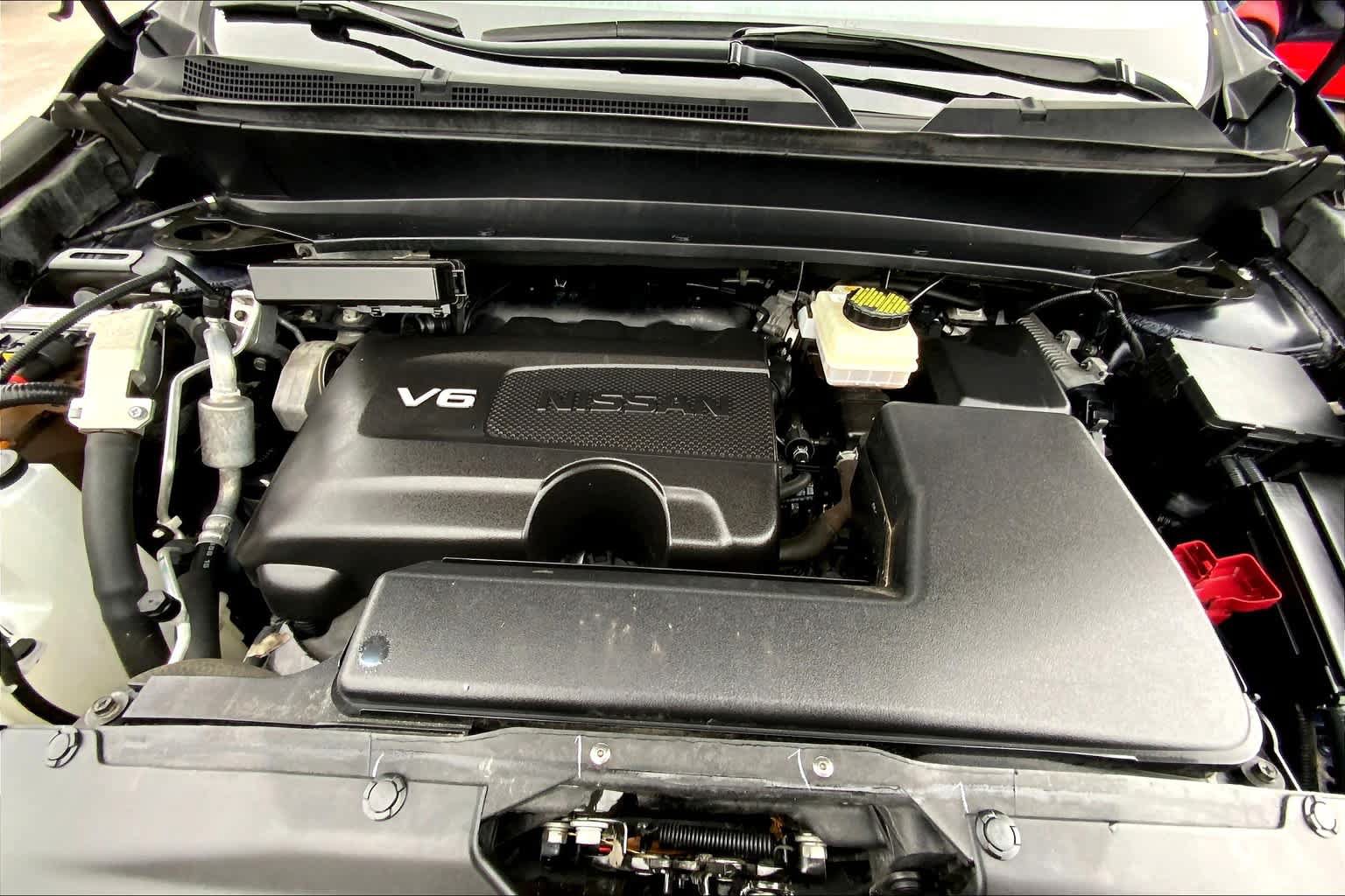 Used 2020 Nissan Pathfinder SV FWD image 29