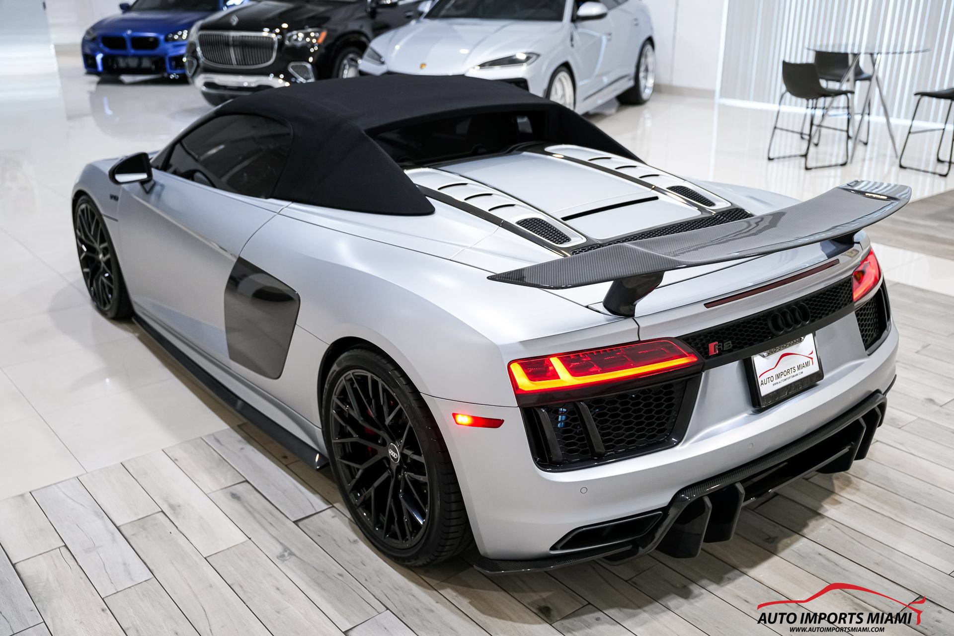 Used 2018 Audi R8 V10 w/ Carbon Exterior Package AWD/4WD image 48