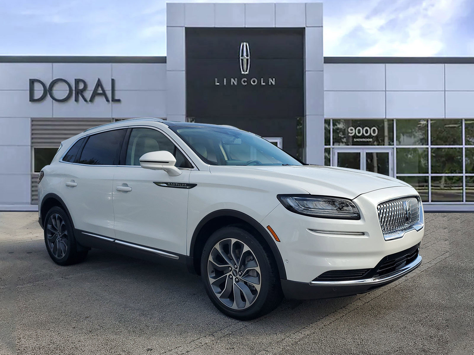 Certified 2022 Lincoln Nautilus Reserve w/ Equipment Group 201A