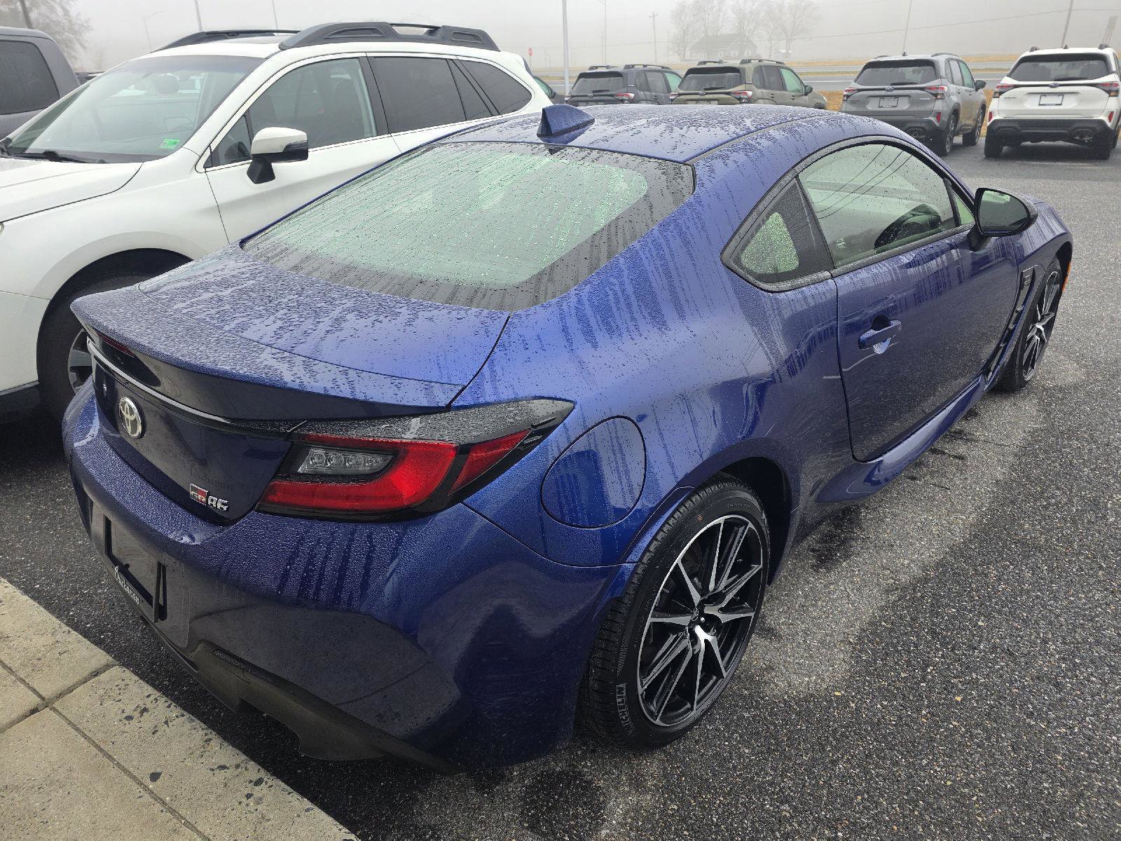 Used 2023 Toyota GR86 w/ ALL Weather Mat Package (TMS) image 5