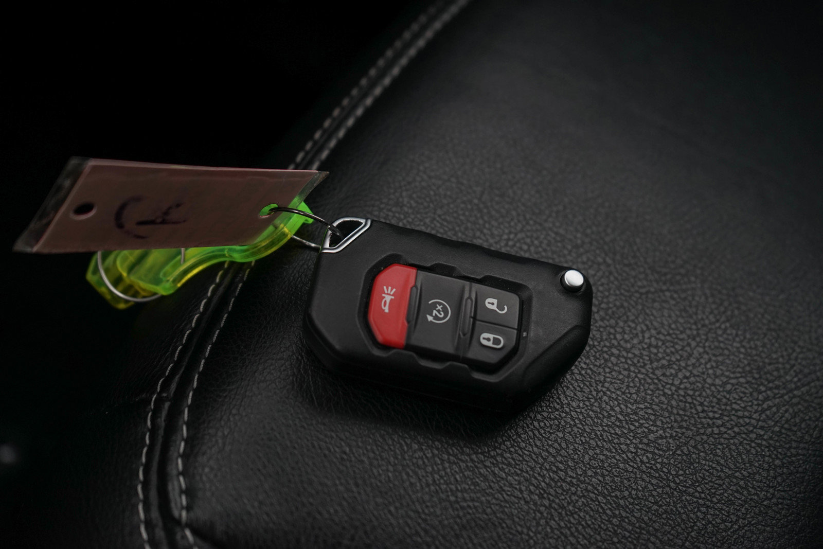 Used 2022 Jeep Wrangler Unlimited Sahara w/ Cold Weather Group image 19