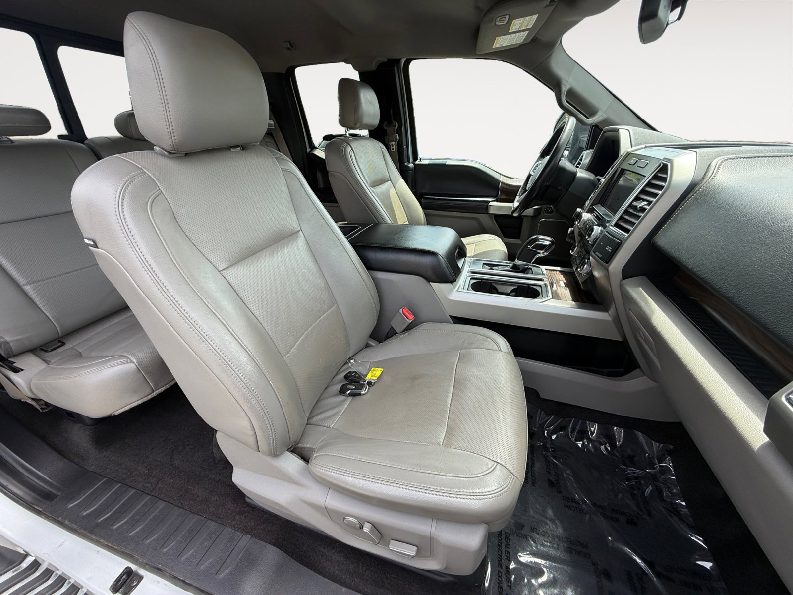 Used 2016 Ford F150 Lariat w/ Equipment Group 501A Mid RWD image 19