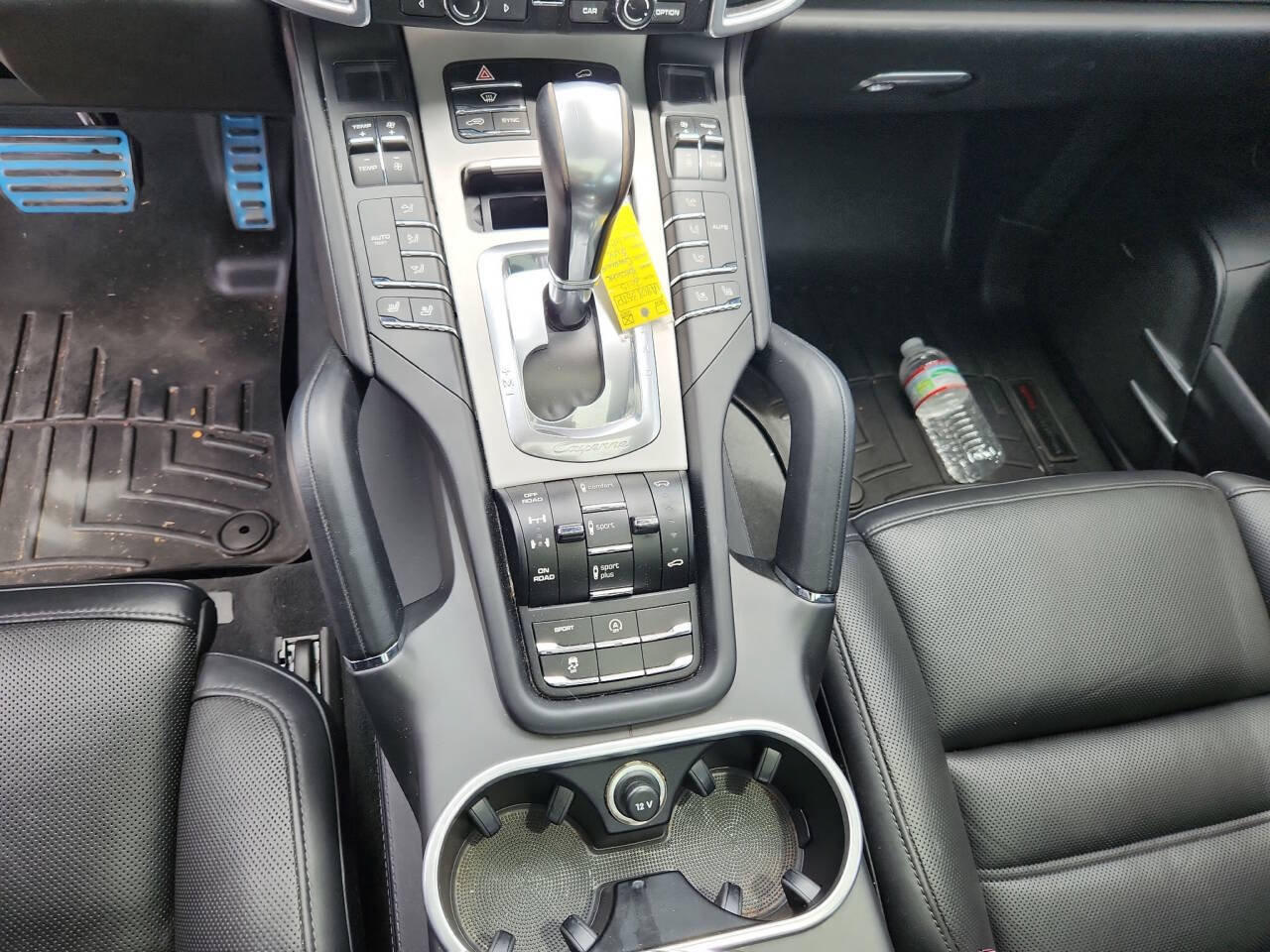 Used 2015 Porsche Cayenne Turbo AWD/4WD image 11