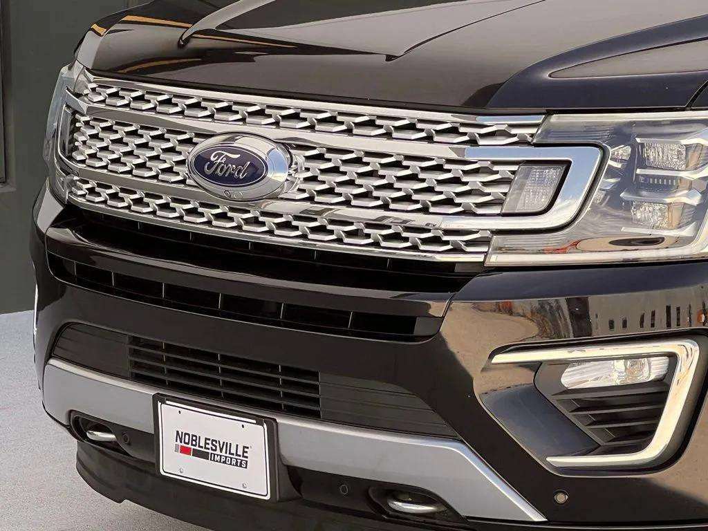 Used 2019 Ford Expedition Max Platinum AWD/4WD image 41