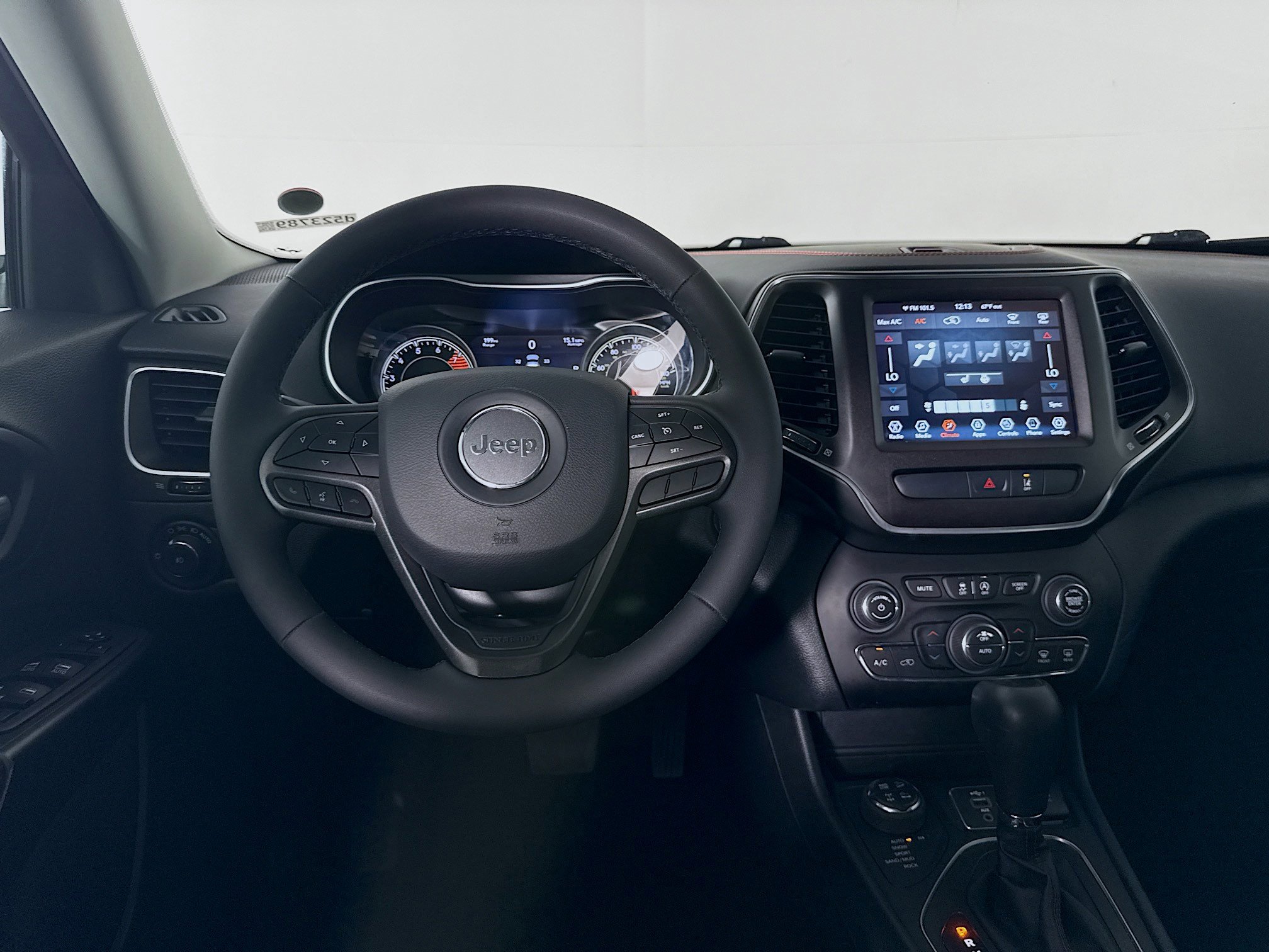 Used 2022 Jeep Cherokee Trailhawk image 26