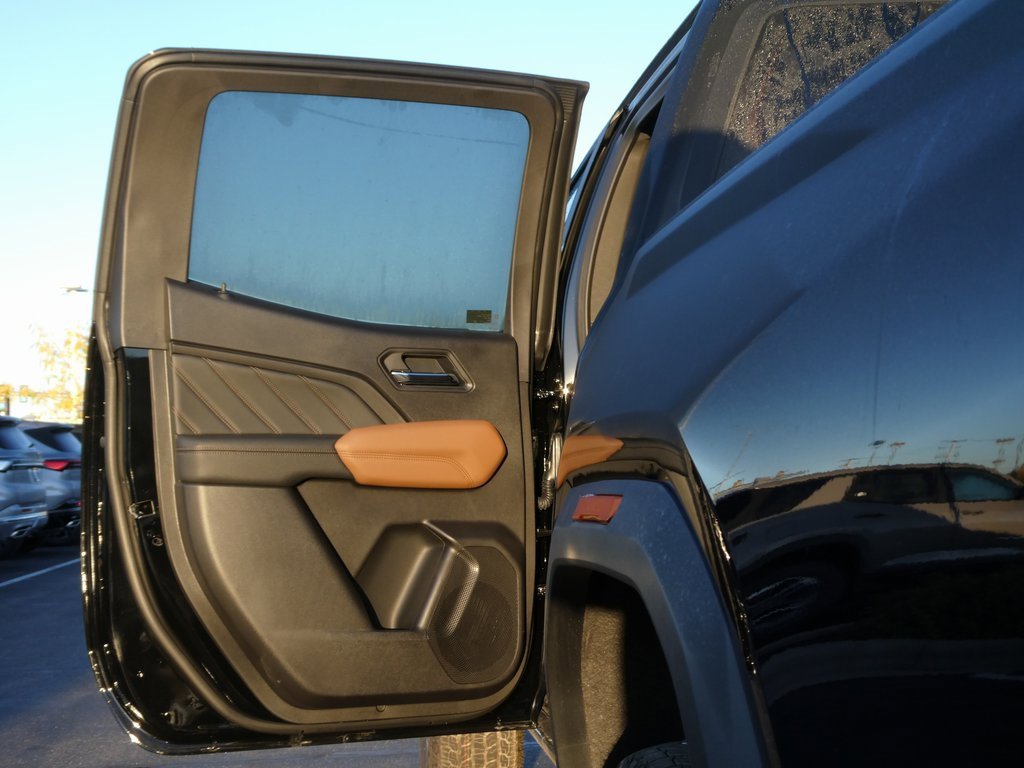 New 2026 GMC Canyon AT4 image 33