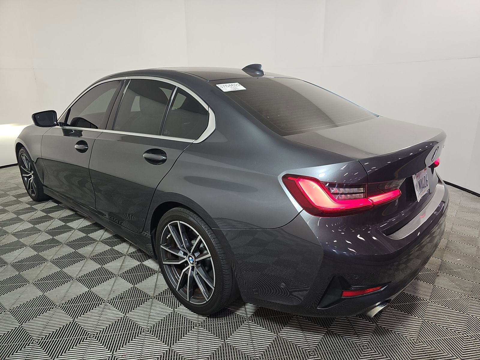 Used 2019 BMW 330i Sedan w/ Premium Package RWD image 8
