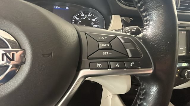 Used 2020 Nissan Rogue Sport SV w/ All-Weather Package AWD/4WD image 18