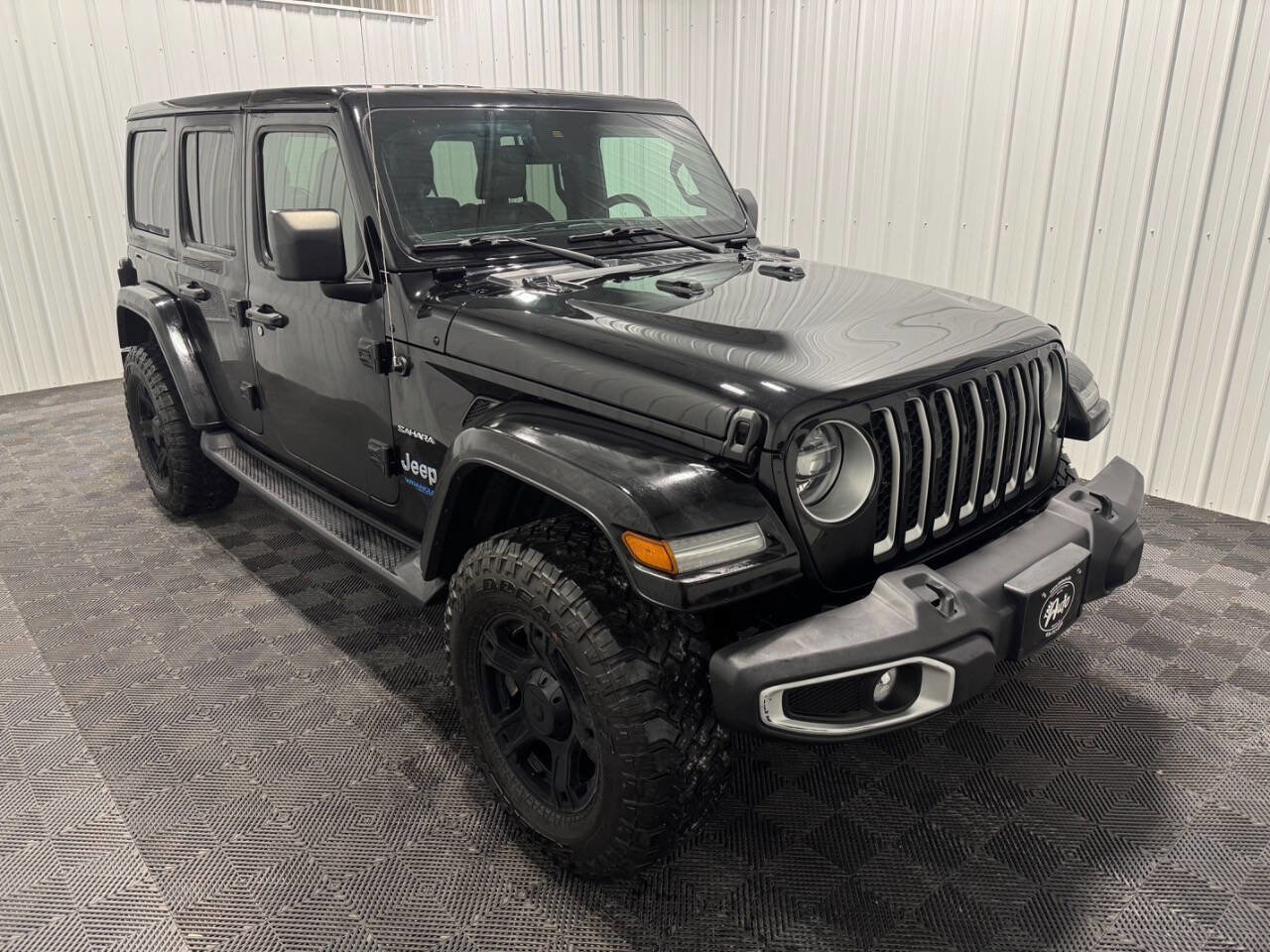 Used 2021 Jeep Wrangler Unlimited Sahara w/ Cold Weather Group image 2