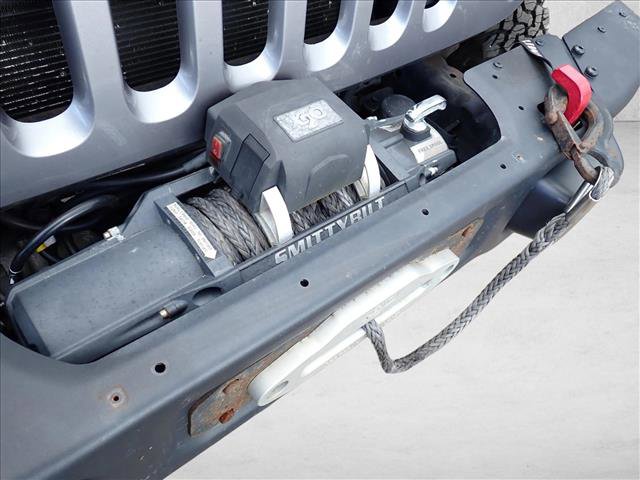 Used 2017 Jeep Wrangler Unlimited Rubicon AWD/4WD image 4