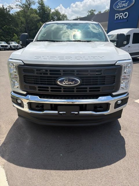 New 2026 Ford F250 XL w/ XL Chrome Package AWD/4WD image 8