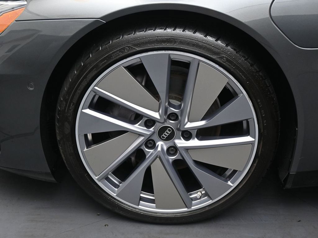 Used 2022 Audi e-tron GT Prestige w/ Prestige Package AWD/4WD image 35
