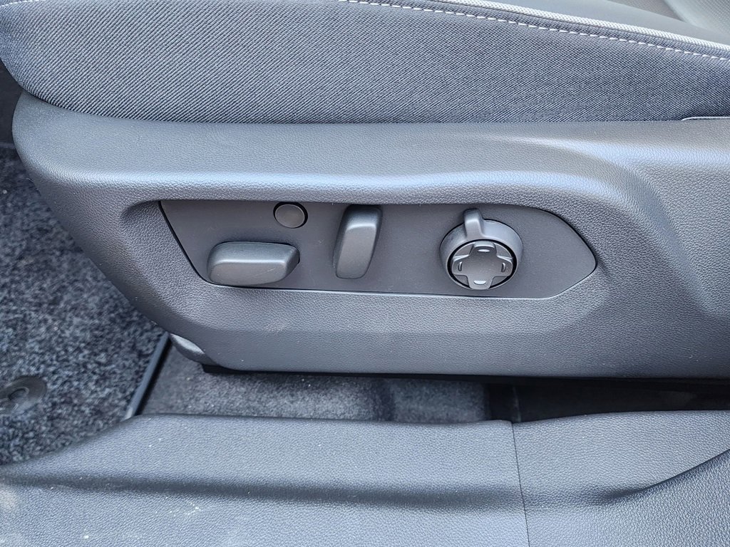 New 2026 Buick Envision Avenir image 18