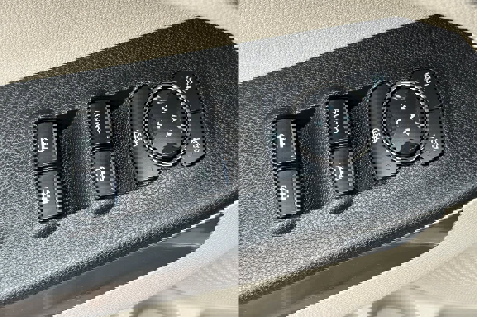 Used 2019 Ford EcoSport SE image 15