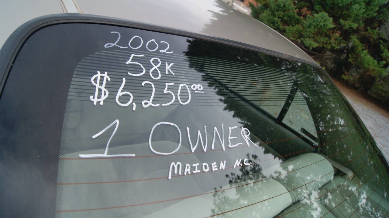 Used 2002 Buick Century Custom image 10