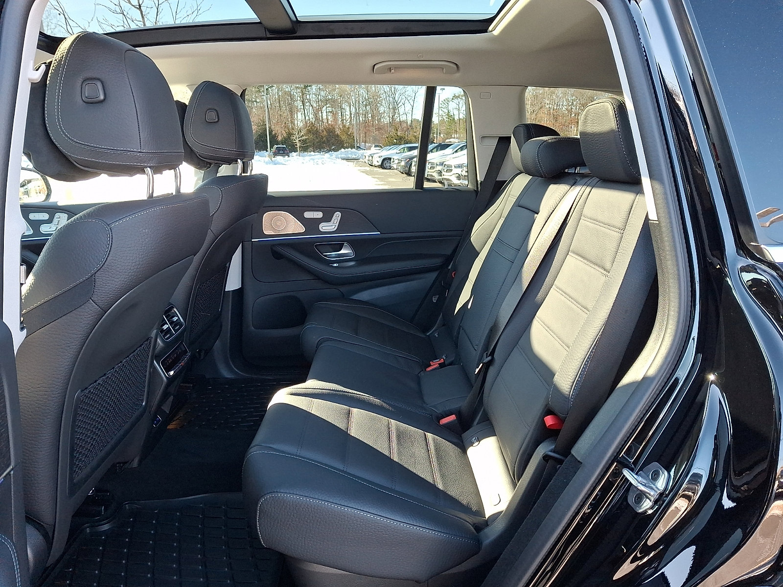 Certified 2026 Mercedes-Benz GLS 450 4MATIC image 10