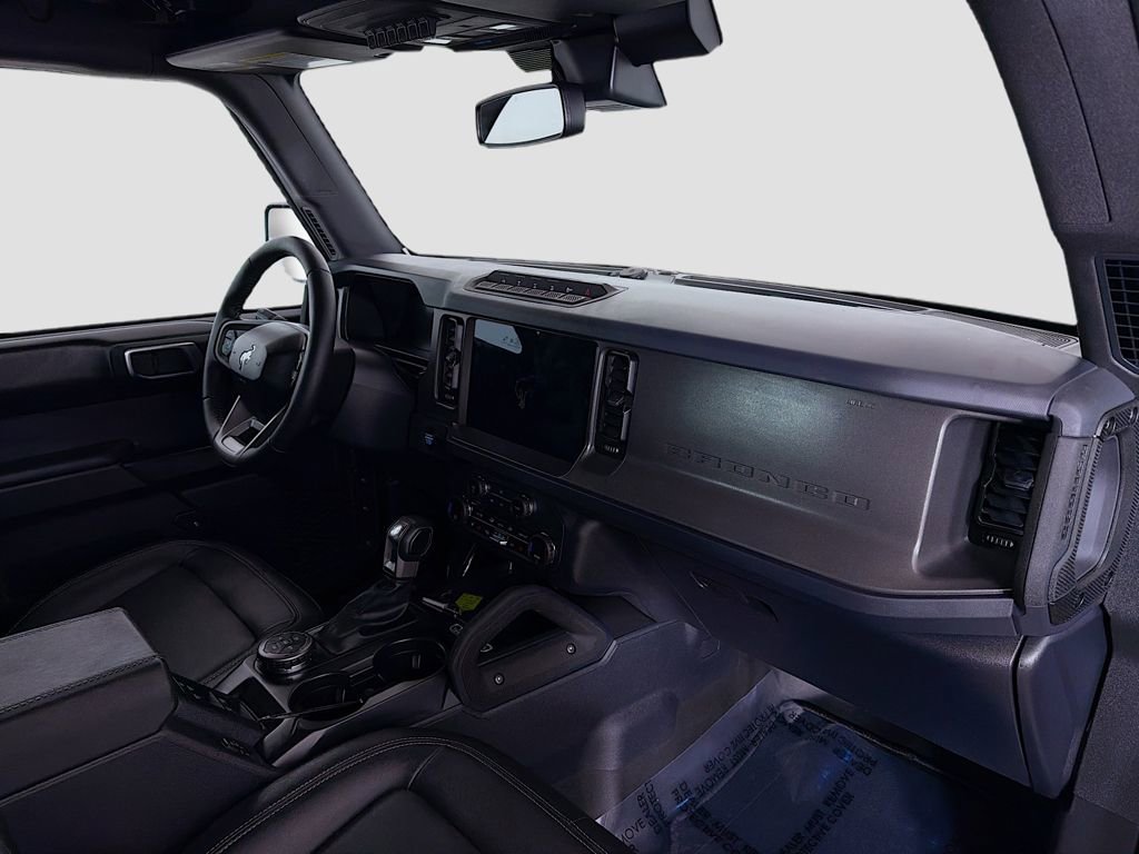 Used 2025 Ford Bronco Badlands image 20