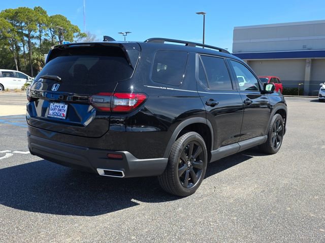 Certified 2025 Honda Pilot Black Edition image 5