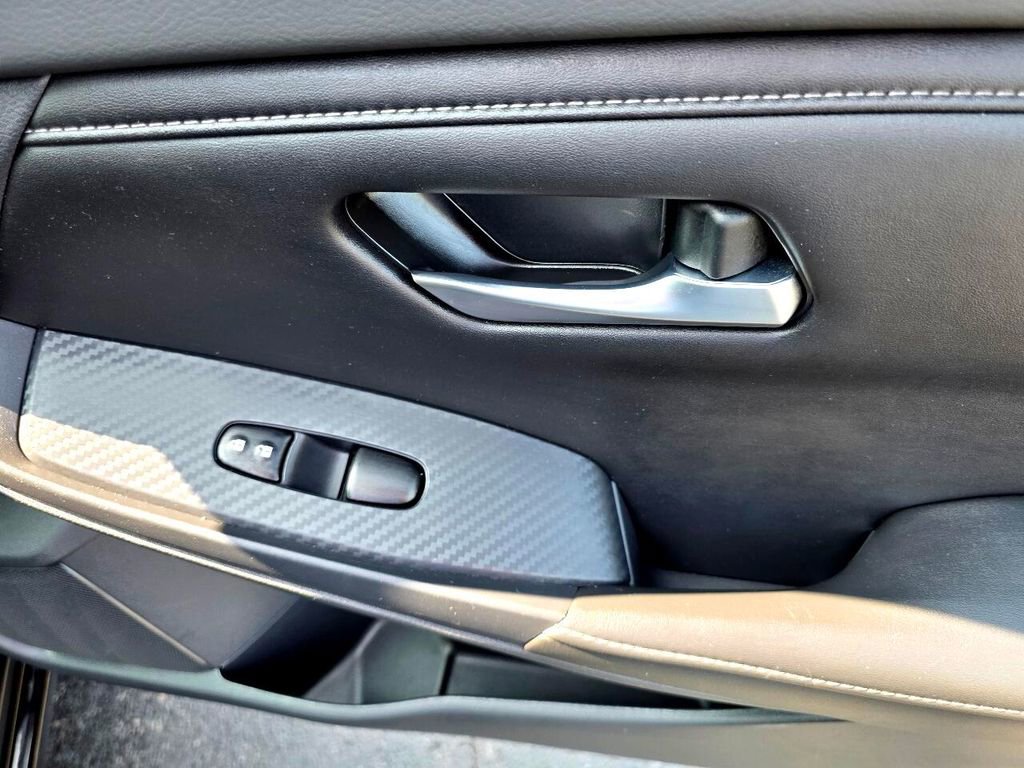 Used 2023 Nissan Sentra SV w/ Trunk Package image 40