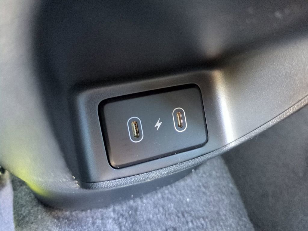 New 2026 Hyundai Elantra Limited FWD image 15