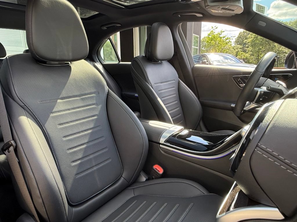 Used 2022 Mercedes-Benz C 300 4MATIC Sedan image 31