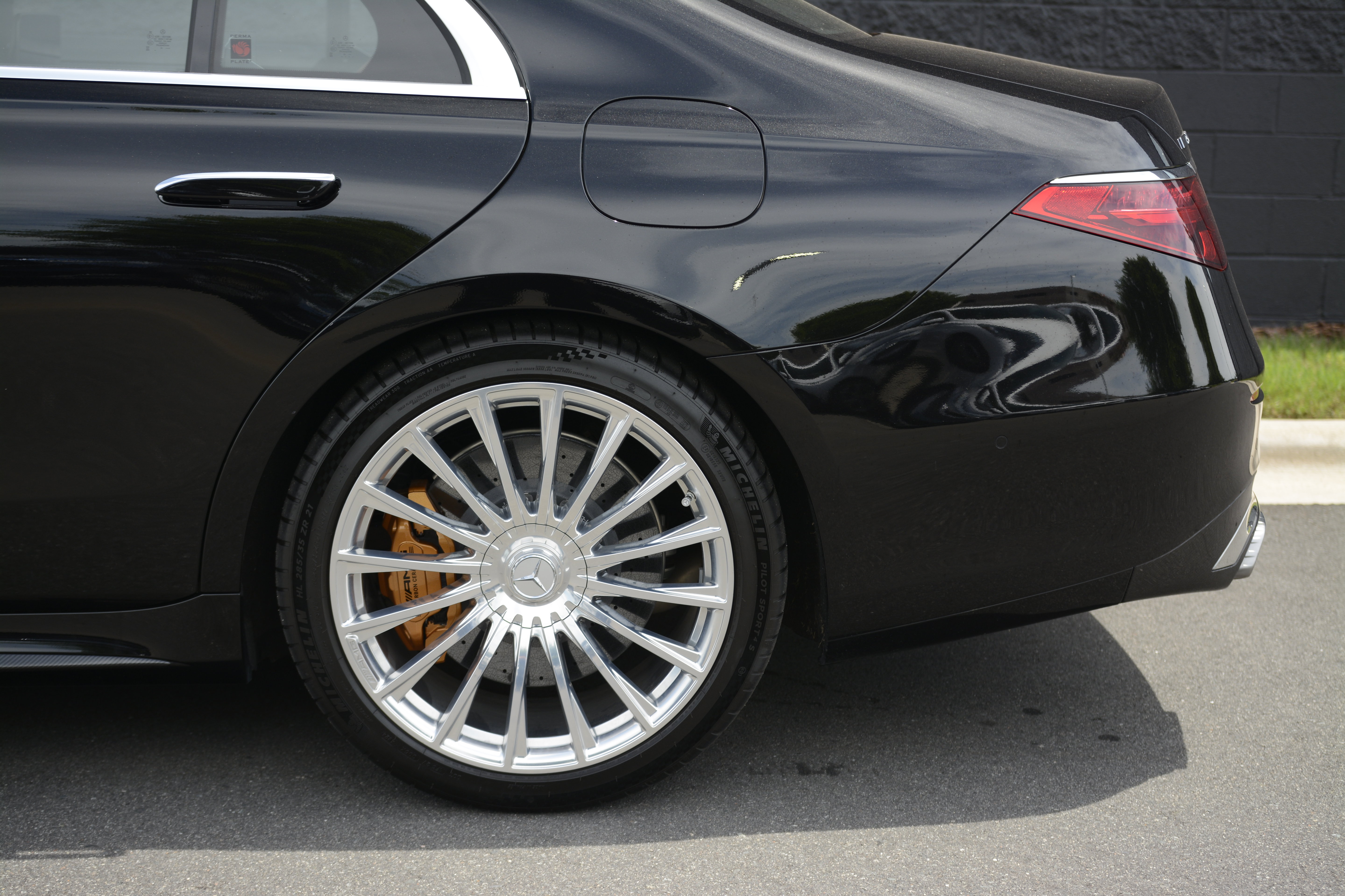 Used 2025 Mercedes-Benz S 63 AMG S image 50