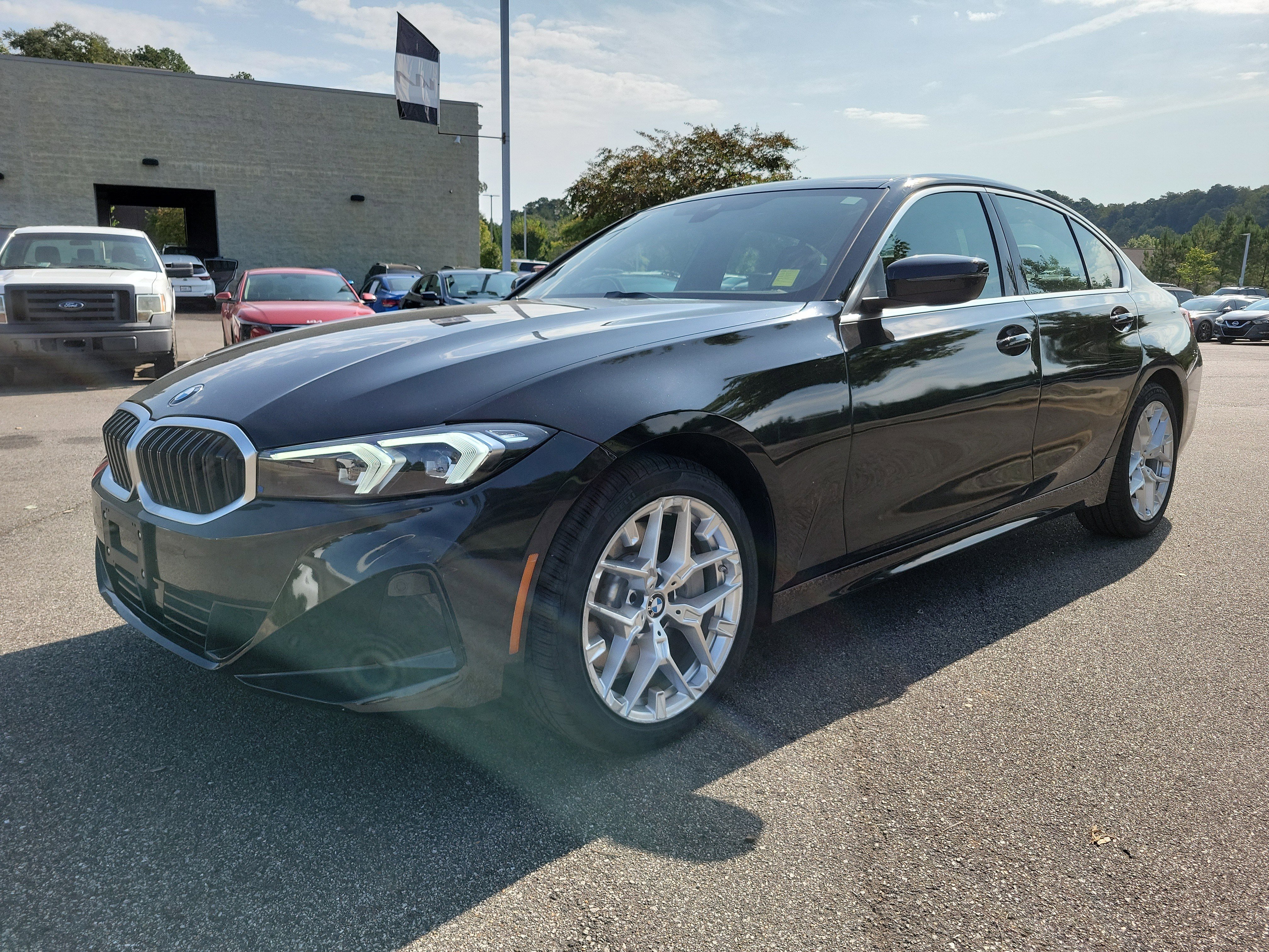 Used 2025 BMW 330i Sedan image 22