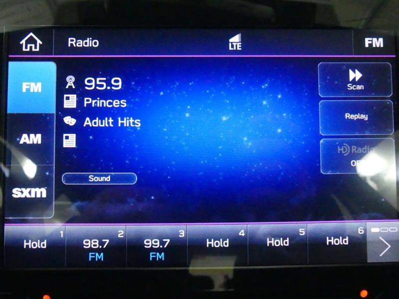 Used 2022 Subaru Impreza 2.0i Sport image 10