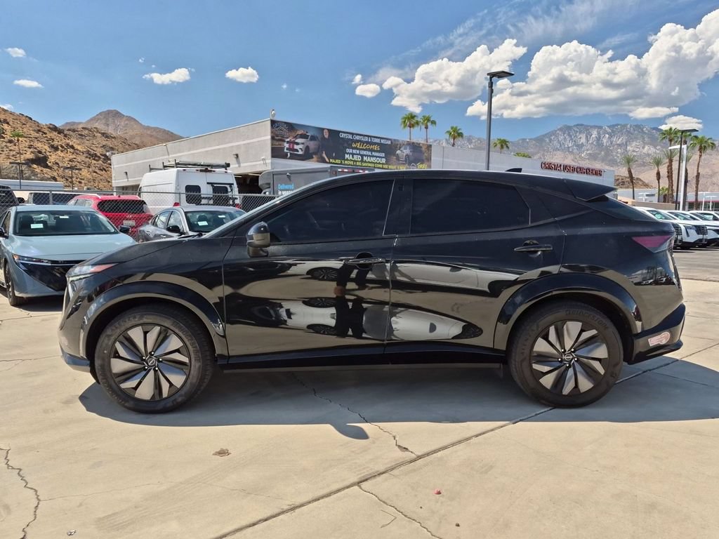 Used 2024 Nissan Ariya AWD image 3