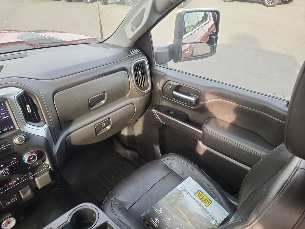 Used 2020 Chevrolet Silverado 3500 LTZ w/ Gooseneck/5TH Wheel Package image 16